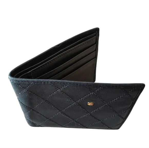 CHANEL Timeless Diamond Stitch Black Leather Bifold Wallet - Picture 13 of 16
